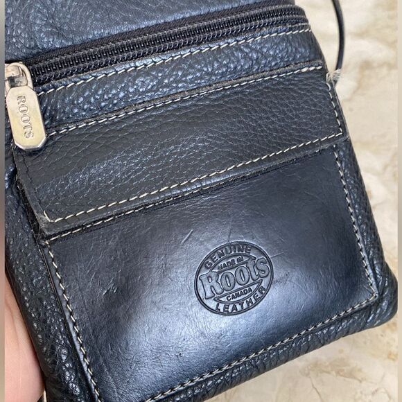 Roots Hanging Pouch Tribe Leather Crossbody Bag Black - Picture 6 of 8